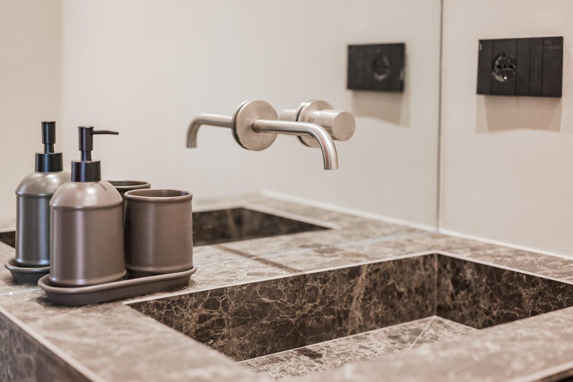 Luxury Suite Nel Cuore Di Milano Bagian luar foto